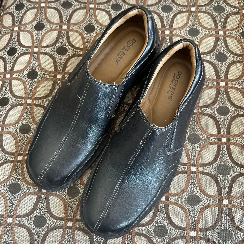 🌻Dockers Slip On All Motion Comfort Shoes